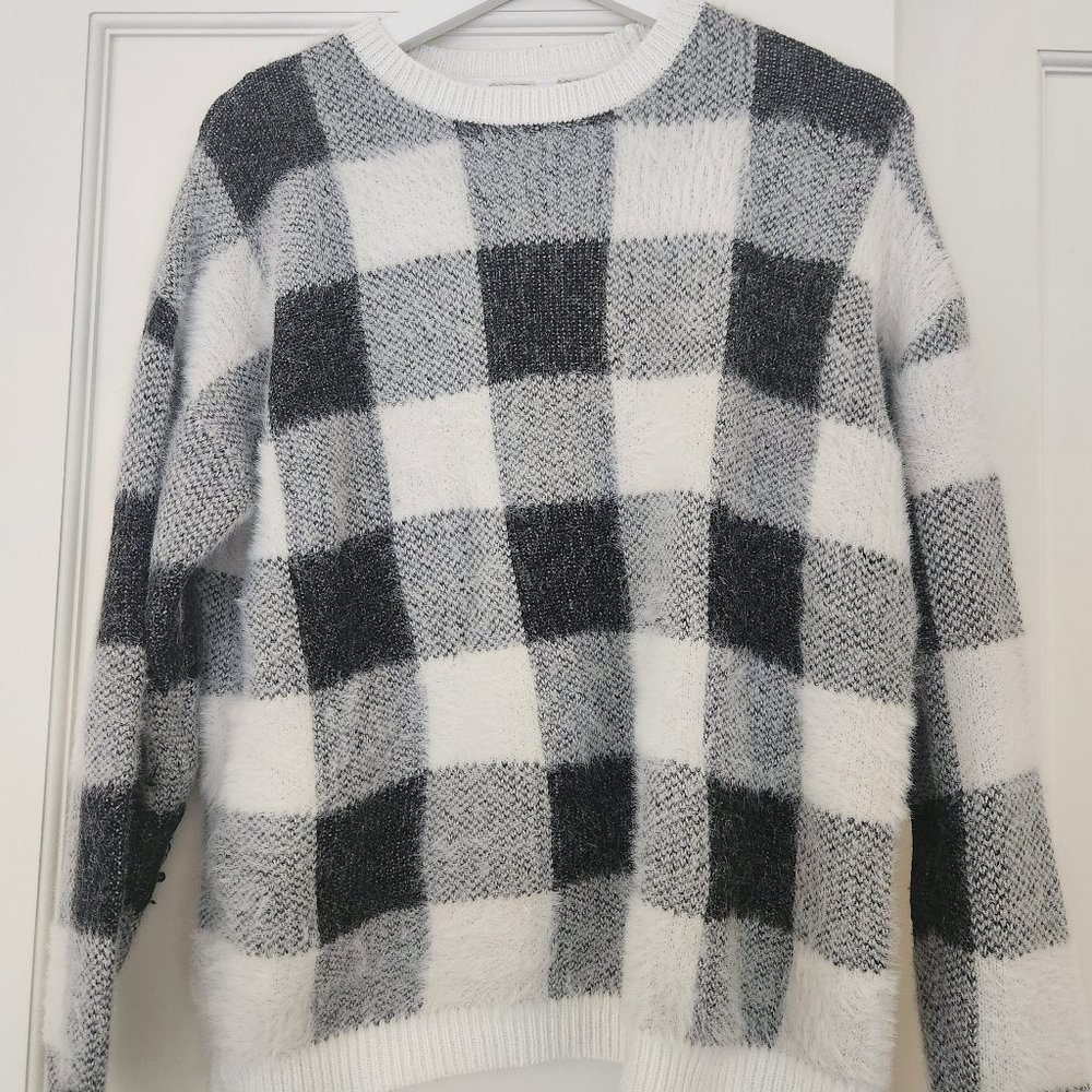 Black and White Checkered Sweater